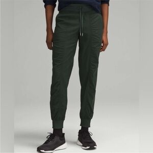 Lululemon Dance Studio Mid-Rise Joggers Full Length Legacy Green Size 10